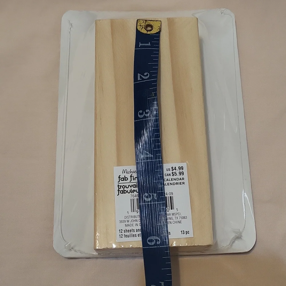 5 2025 Calendars With Wood Base